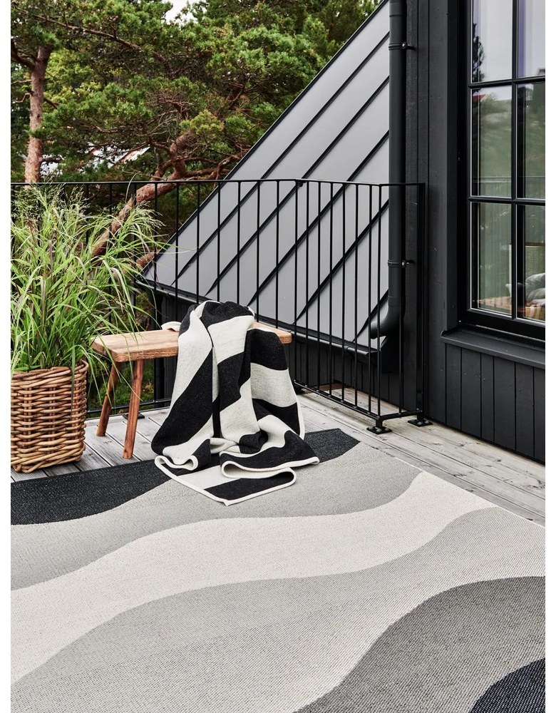 Čierno-biela deka s prímesou vlny 140x180 cm Bob Black Vanilla – Pappelina