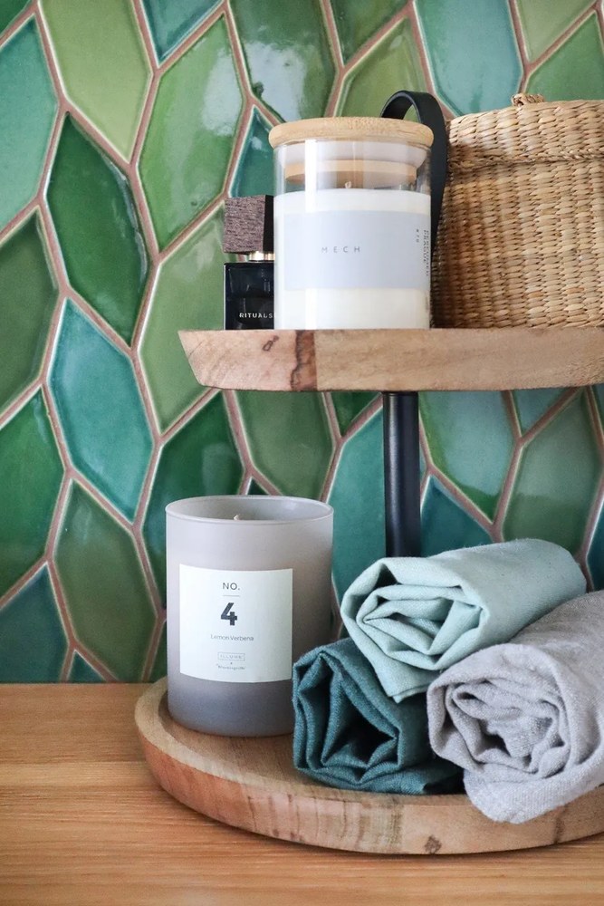 Vonná sójová sviečka doba horenia 40 h #70 Moss, Black Pepper, Cypress – Perfumed Prague