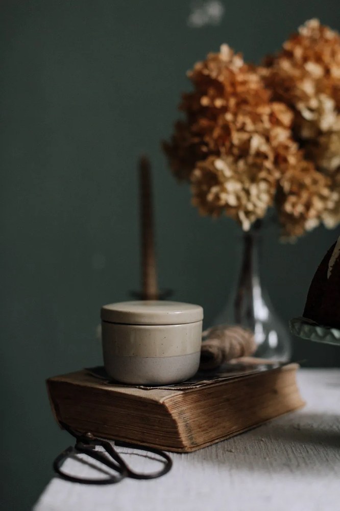 Béžová keramická cukornička Blomus Sablo