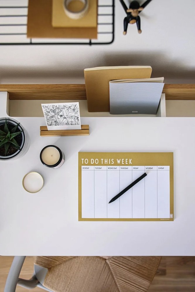 Vonná sójová sviečka doba horenia 40 h Slavic Edition: #07 Rhubarb – Perfumed Prague