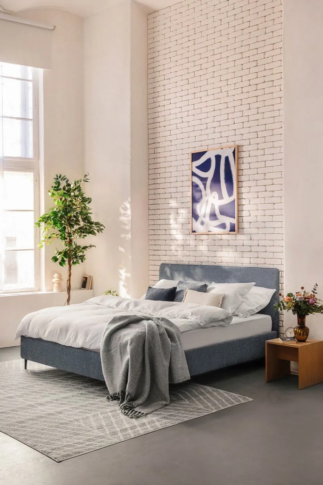 Modrá čalúnená dvojlôžková posteľ s roštom 160x200 cm Noira Slim – Bonami Selection