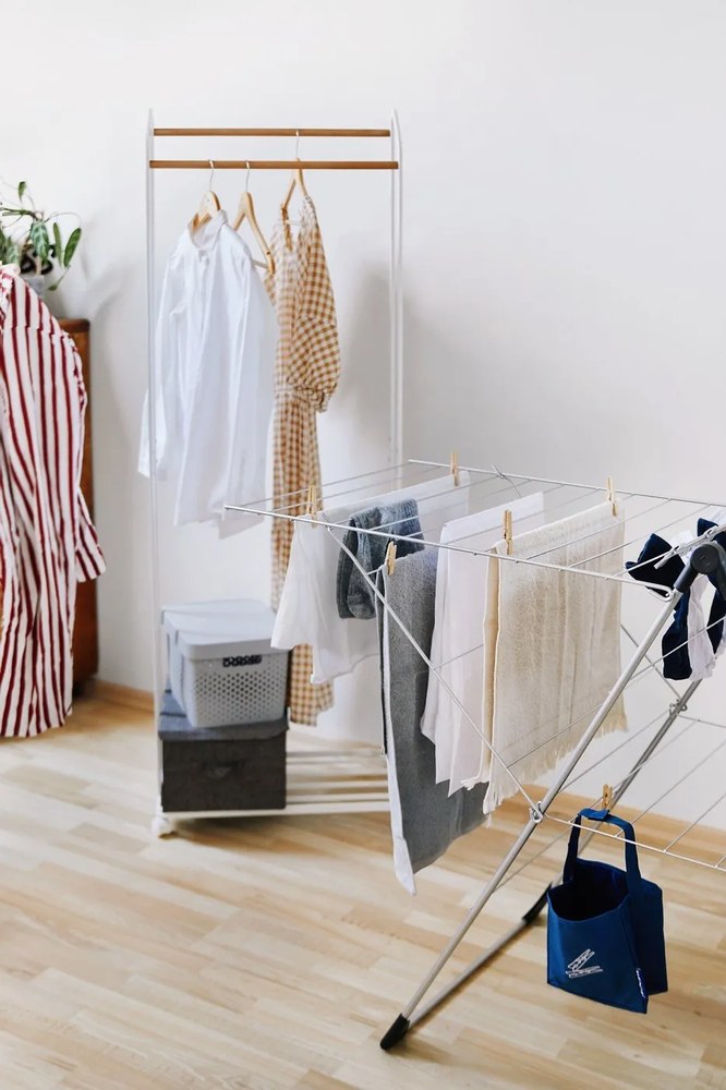 Sivý úložný box Curver Holes