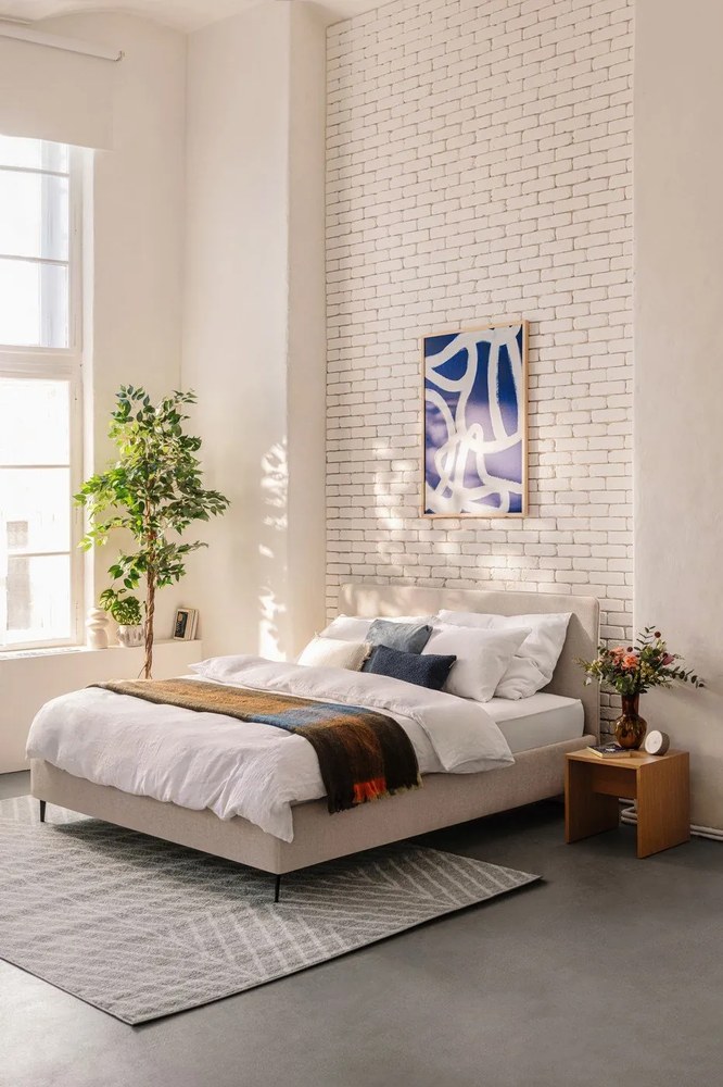 Béžová čalúnená dvojlôžková posteľ s matracom/s roštom 180x200 cm Noira Slim – Bonami Selection