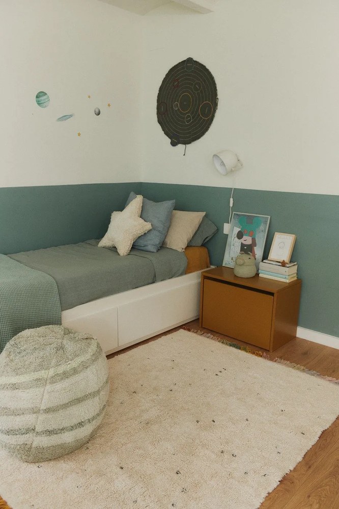 Krémový prateľný ručne tkaný bavlnený detský koberec 120x160 cm Stardust – Lorena Canals