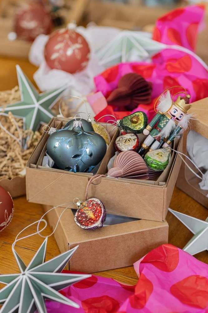 Drevené vianočné ozdoby v súprave 6 ks 13 cm Nikita – Bloomingville