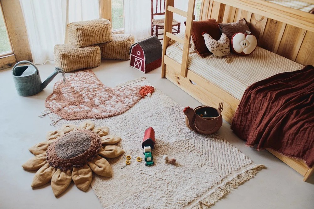 Detský sedací vak v horčicovej farbe Haystack – Lorena Canals