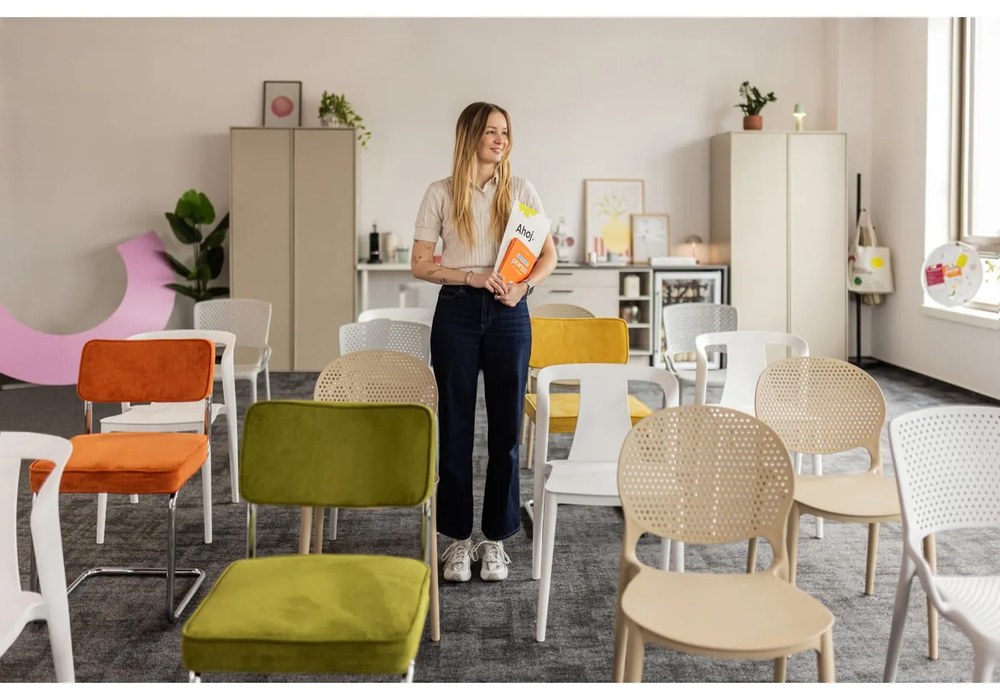 Zelená menčestrová jedálenská stolička Rupert – Unique Furniture