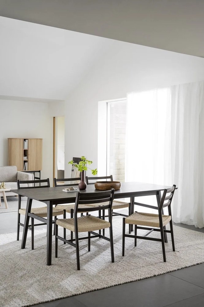 Jedálenská stolička v tmavohnedo-prírodnej farbe v súprave 2 ks Harlan – Rowico