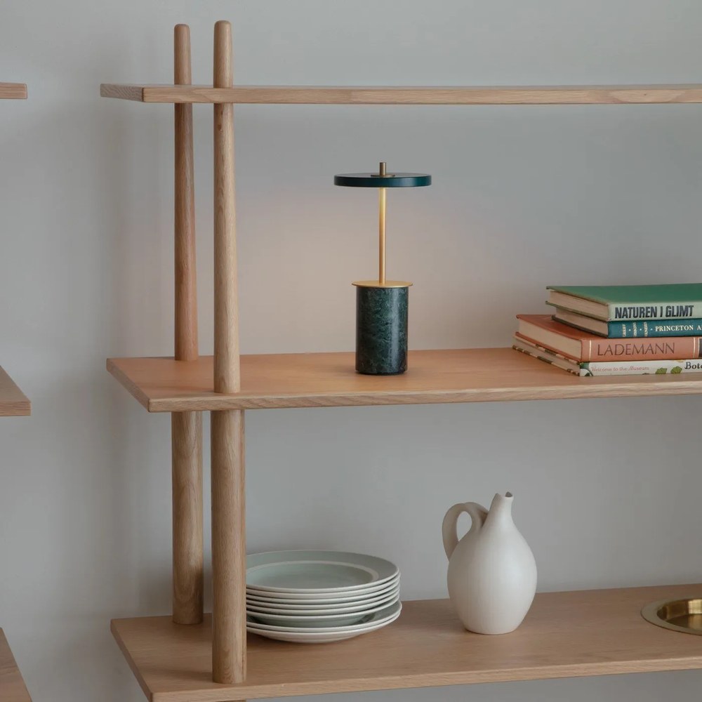 Modulárny policový systém v dekore duba v prírodnej farbe 110x148 cm Stories – UMAGE