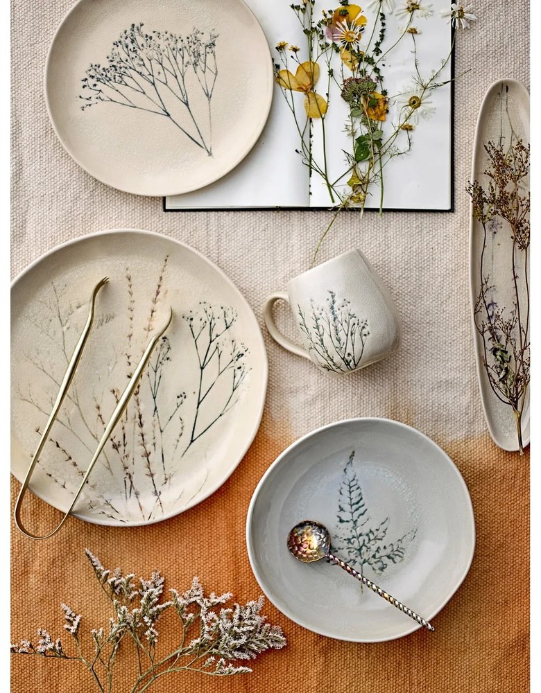 Hnedý dezertný kameninový tanier ø 22 cm Bea – Bloomingville