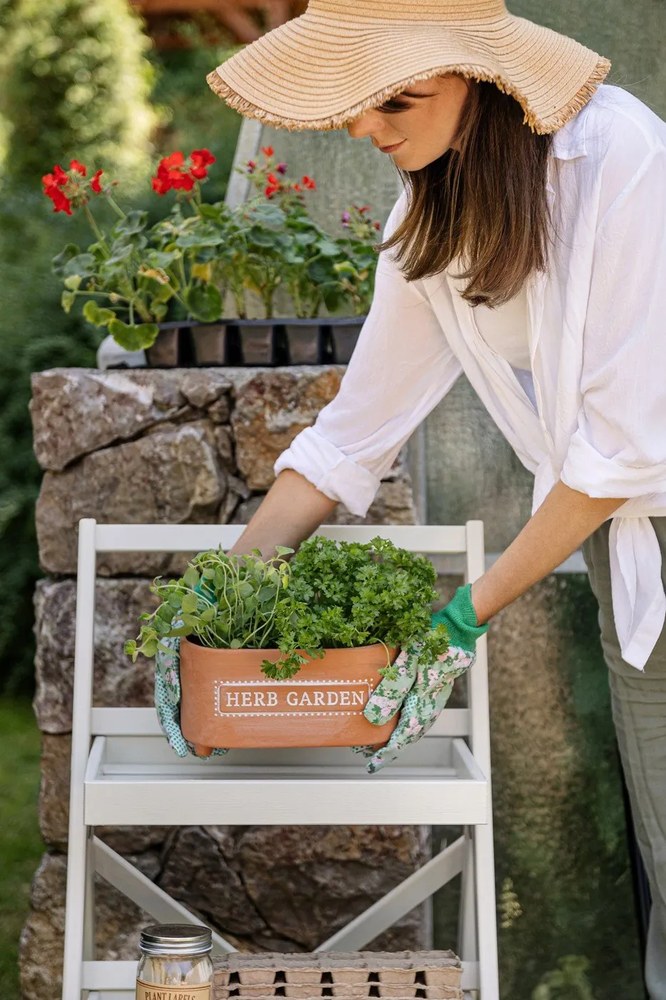 Stojan z borovicového dreva na kvety Esschert Design