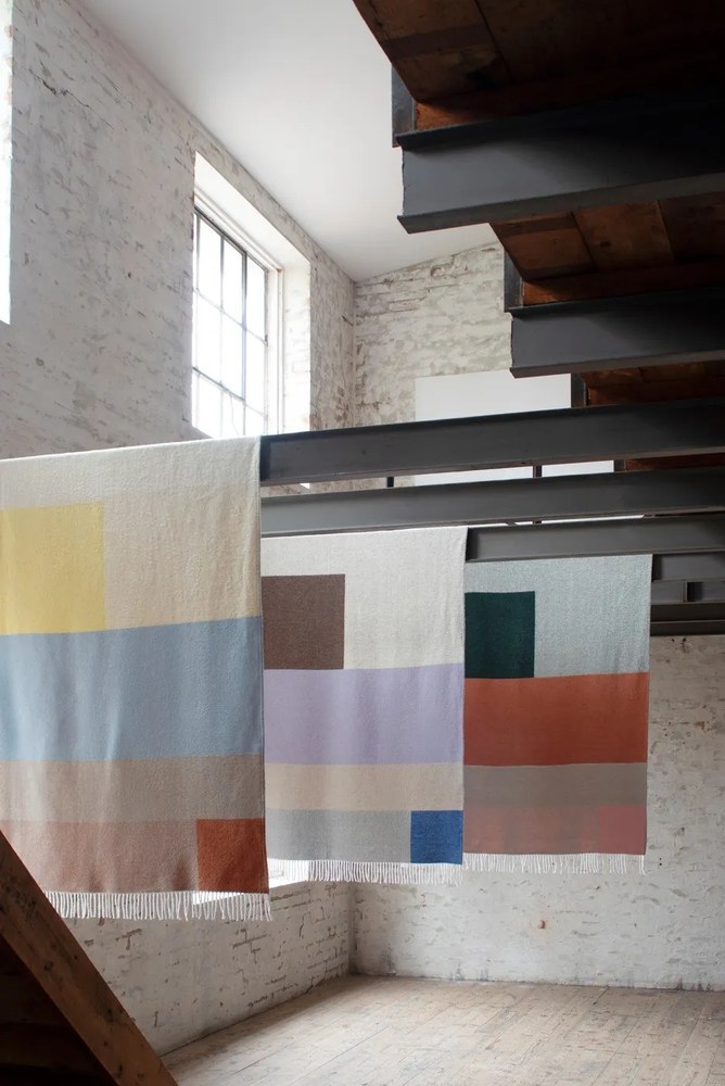 Žlto-modrá deka 125x190 cm Brick - Mette Ditmer Denmark