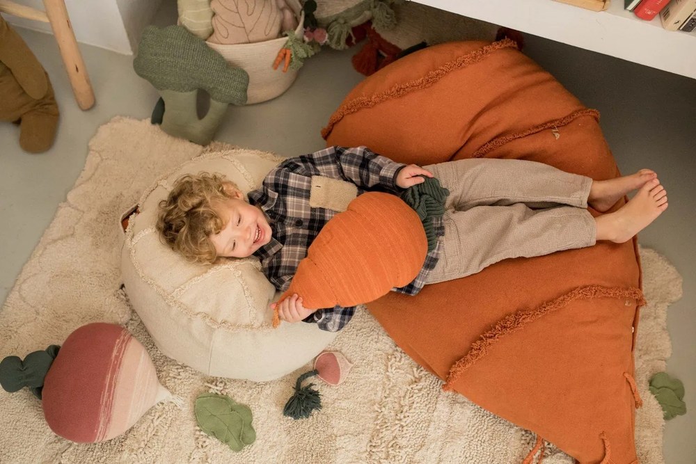 Detský vankúšik Ramona the Radish – Lorena Canals