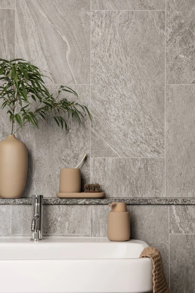 Béžová keramická váza Blomus Nomad, výška 25 cm