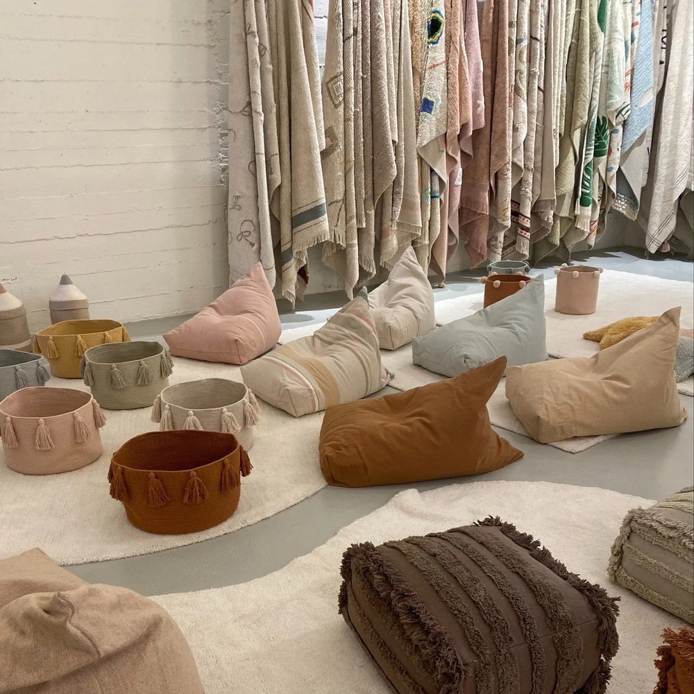 Svetložltý detský sedací vak Cleo Light Honey – Lorena Canals