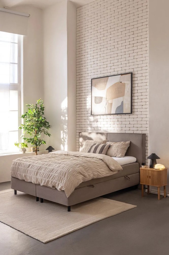 Čierna kovová stolná lampa Chipper - Hübsch