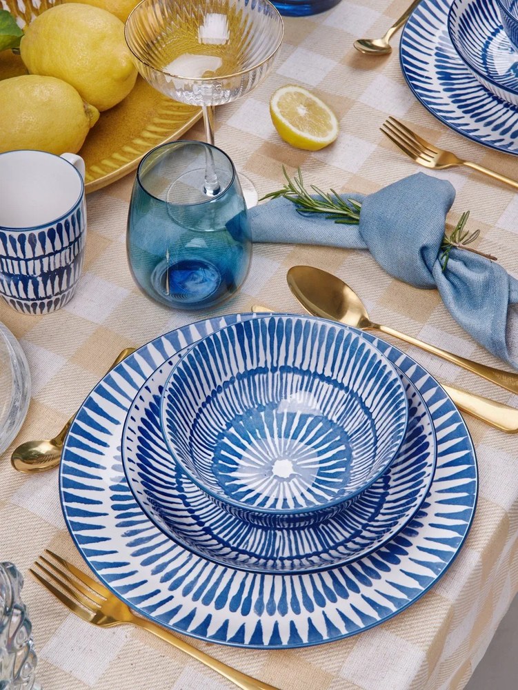 Súprava 4 koktailových pohárov s okrajom v zlatej farbe Lyngby Glas Palermo, 315 ml