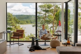 Vonná sójová sviečka doba horenia 40 h Slavic Edition: #09 Library – Perfumed Prague