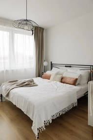 Čierne závesné svietidlo Squid Lighting Root, výška 111 cm