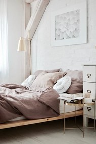 Dvojlôžková posteľ z borovicového dreva s roštom 140x200 cm Peek – Karup Design