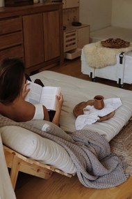 Sivobéžová ľanová rozkladacia pohovka 140 cm Roots – Karup Design