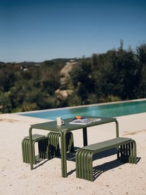 Zelená kovová záhradná lavica Nokk – noo.ma