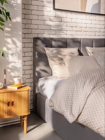 Nočný stolík v dekore duba v prírodnej farbe Langley – Actona