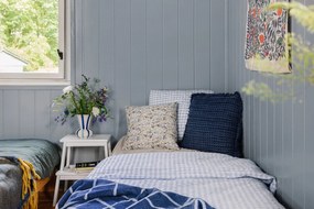 Modrý bavlnený dekoratívny vankúš Tiseco Home Studio Waffle, 45 x 45 cm