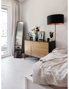 Nízka komoda v dekore duba v čierno-prírodnej farbe 120x82 cm Seaford – Actona