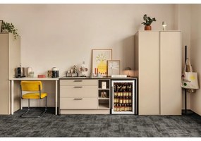 Žltá menčestrová jedálenská stolička Rupert – Unique Furniture