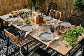 Čierna záhradná stolička Bonami Essentials Kai