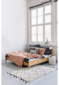 Biely odkladací stolík z tíkového dreva Kave Home Filippo, ⌀ 35 cm