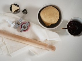 Biela ľanová utierka Linen Tales, 65 x 45 cm