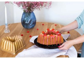 Hliníková forma na pečenie bábovky Cora - Bonami Selection