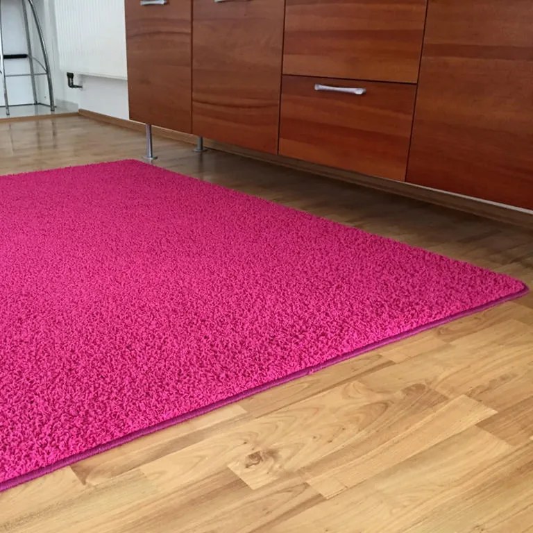 Kusový koberec SHAGGY ružový 140 x 200 cm