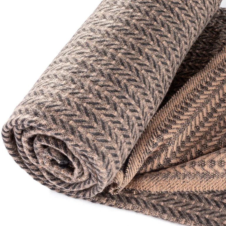 Pléd so strapcami IRMA hnedý 150 x 200 cm