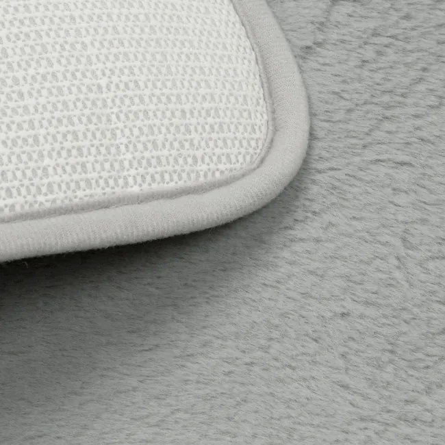 Kúpeľňový koberček NINA strieborný