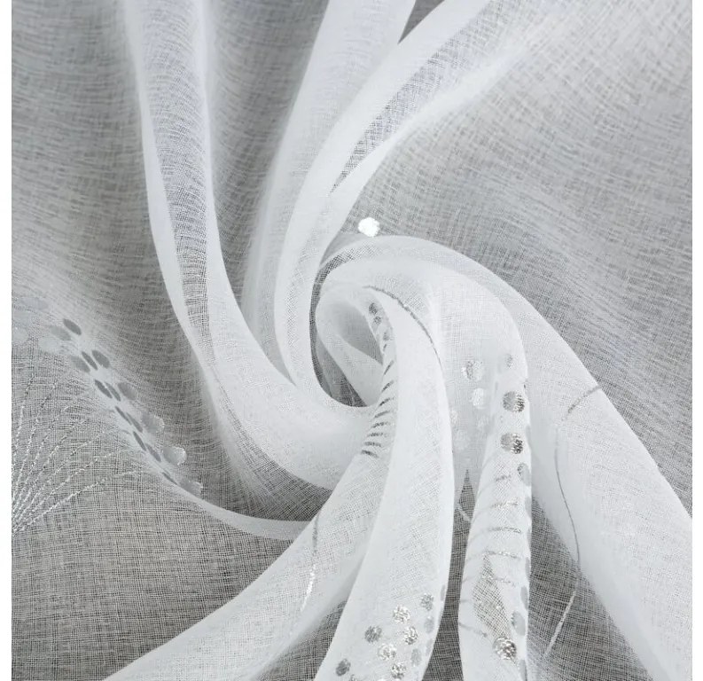 DECOREUM záclona so striebornou kvetinovou potlačou 300 cm x 250 cm biela 100 % polyester 101236