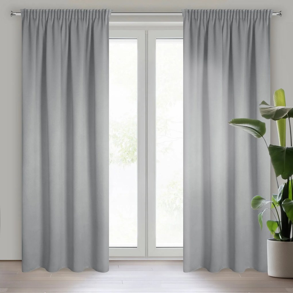 ZATEMŇOVACÍ ZÁVES NA PÁSKE CARLO 130X300 CM STRIEBORNÁ