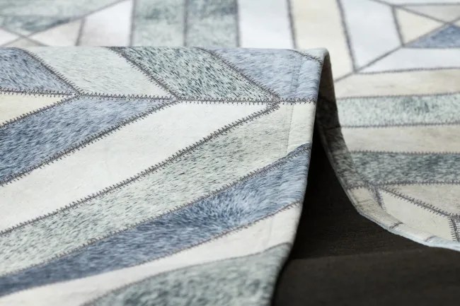 Koberec PATCHWORK 21721 béžový/sivý - imitácia kože krava, geometrický