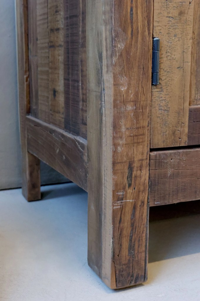 Hnedá komoda Grimaud z recyklovaného dreva s dvierkami a zásuvkami Nature – 160*46*105 cm