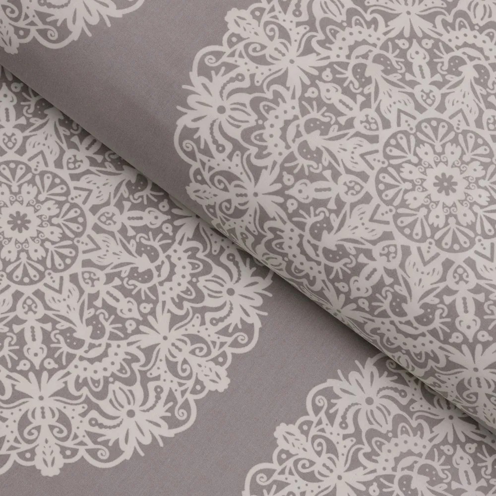 Biante Bavlnený štvorcový obrus Sandra SA-547 Krémové mandaly na béžovosivom 140x140 cm