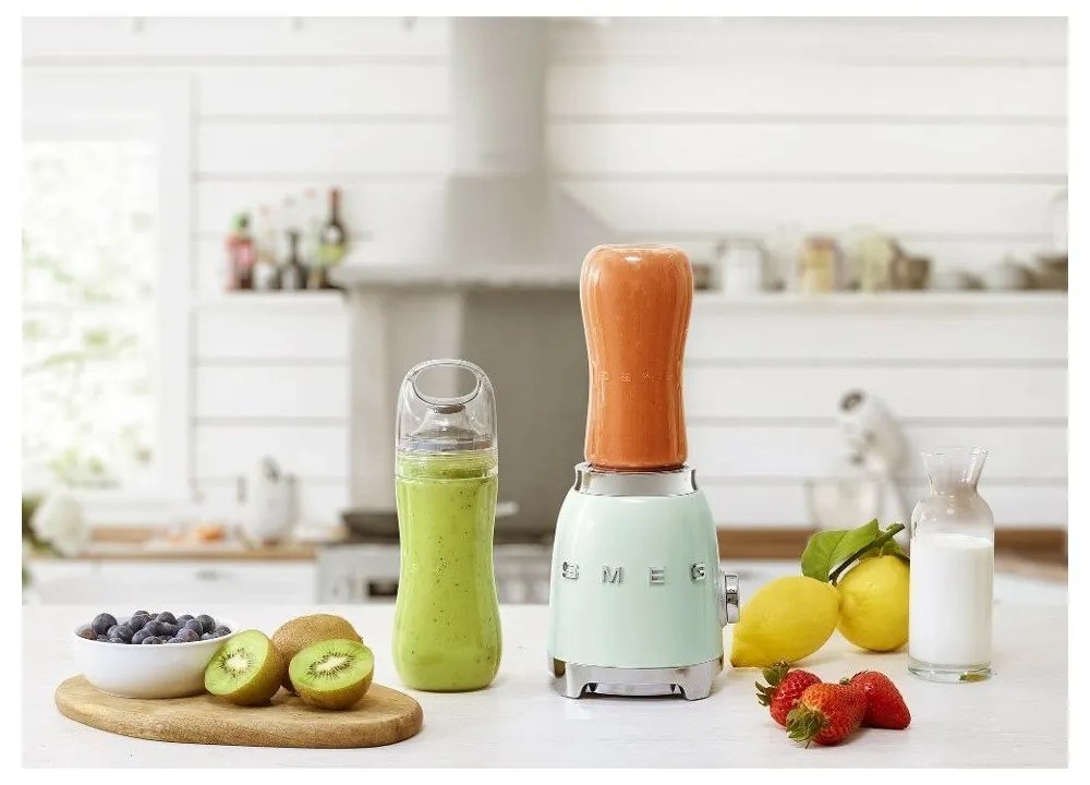 Svetlozelený stolový mixér 50's Retro Style – SMEG