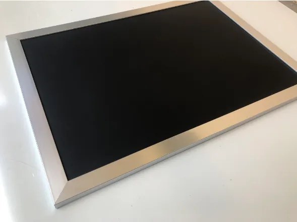 Toptabule.sk MTDRCPRCH Čierna tabuľa na magnetky v chromovom ráme 60x40cm