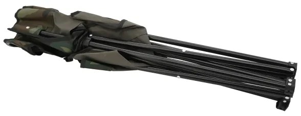 Skladacia kempingová stolička maskáčová