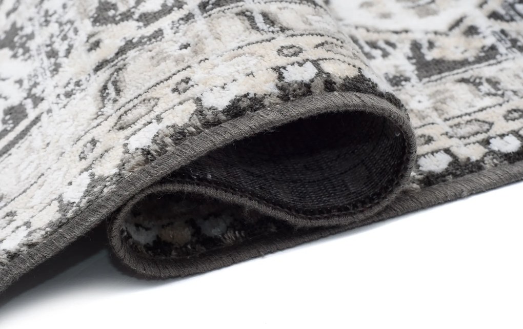 TA Koberec Isphahan 84486/698 Antracit/Silv Rozmer: 80x220 cm