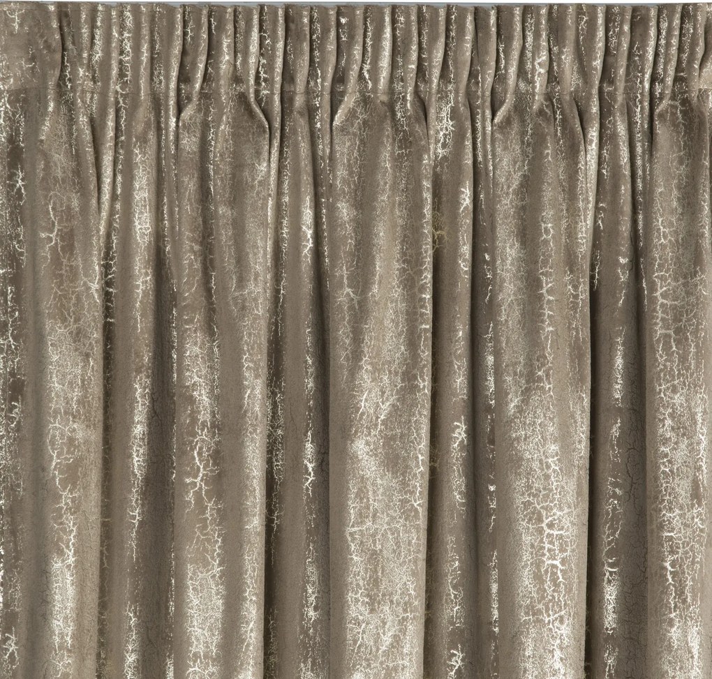 ZATEMŇOVACÍ ZÁVES NA PÁSKE INGRID 140X270 CM VZOROVANÁ