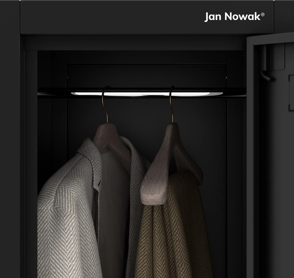 Šatníková skriňa pre zamestnancov čierna IGOR 1 Plus 316,5 x 1850 x 450 mm