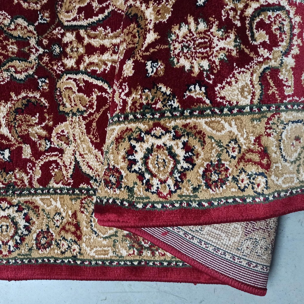 DY Červený koberec s ornamentami Exclusiv 02N Rozmer: 200x300 cm