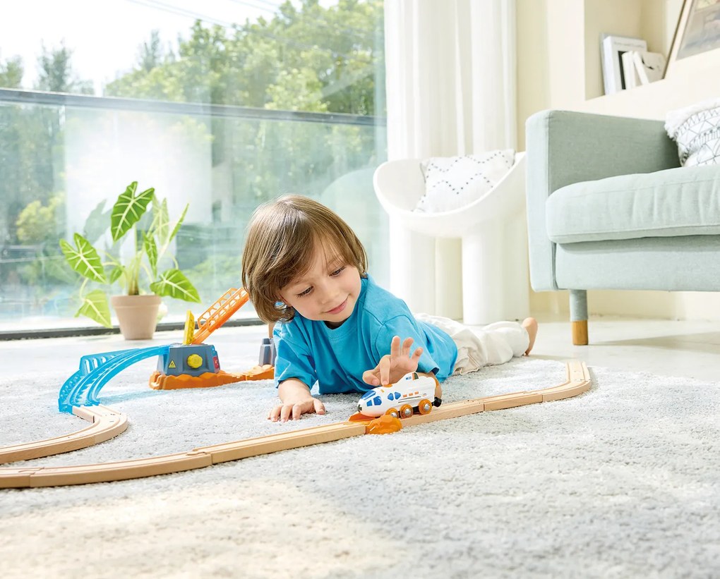 Vláčik - dvojrežimový raketoplán